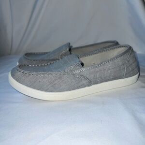 Time and Tru Light Gray Slip-On Shoes